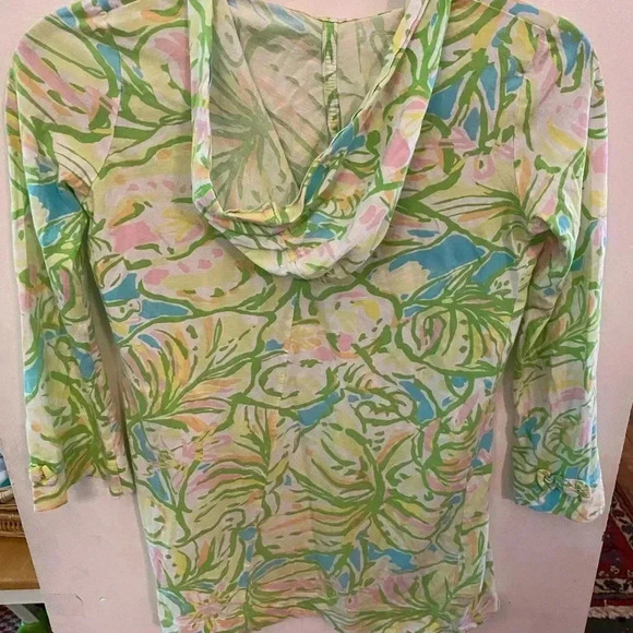 Lilly Pulitzer Girls Floral Hooded Dress - Picture 4 of 6